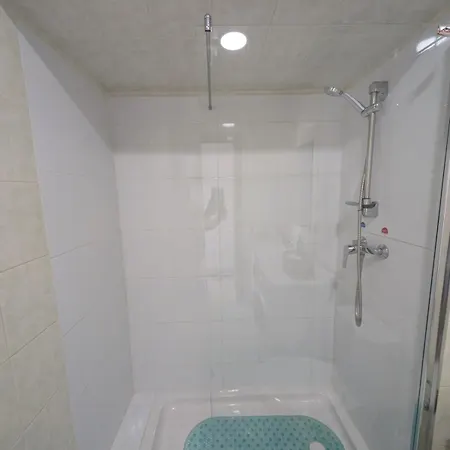 En Torremolinos, Alamos Torremolinos